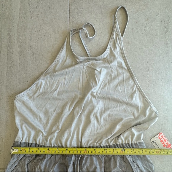 Free People Movement Back Packer Onesie Jumpsuit Color Muted Beige Size S - Picture 5 of 10